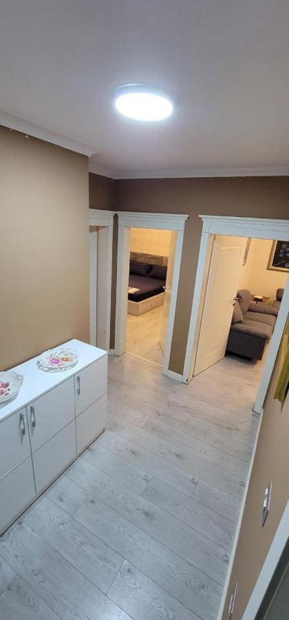 New Bazar Luxury Apartment 티라나 외부 사진