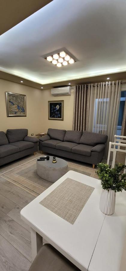 New Bazar Luxury Apartment 티라나 외부 사진