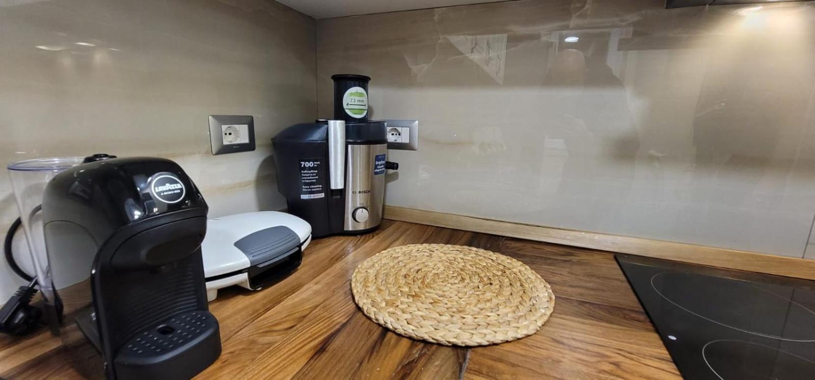 New Bazar Luxury Apartment 티라나 외부 사진